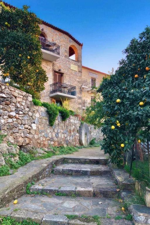 Apartamento Kastro Aggeliki Kardamyli Exterior foto
